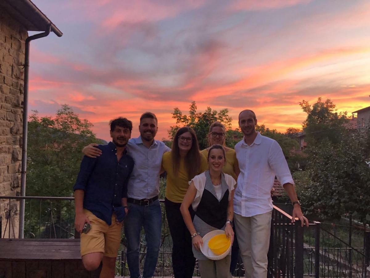 Albergo Ristorante Letizia Chiusi della Verna Bagian luar foto